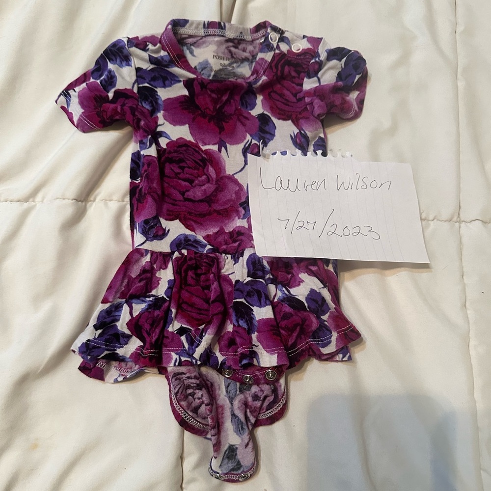 Posh peanut twirl floral